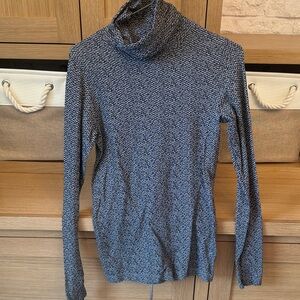 Athleta Flurry Peak Turtleneck